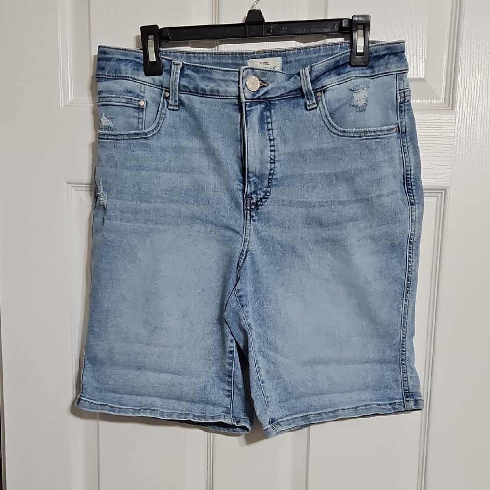 Maurices Light Blue Denim Jeans